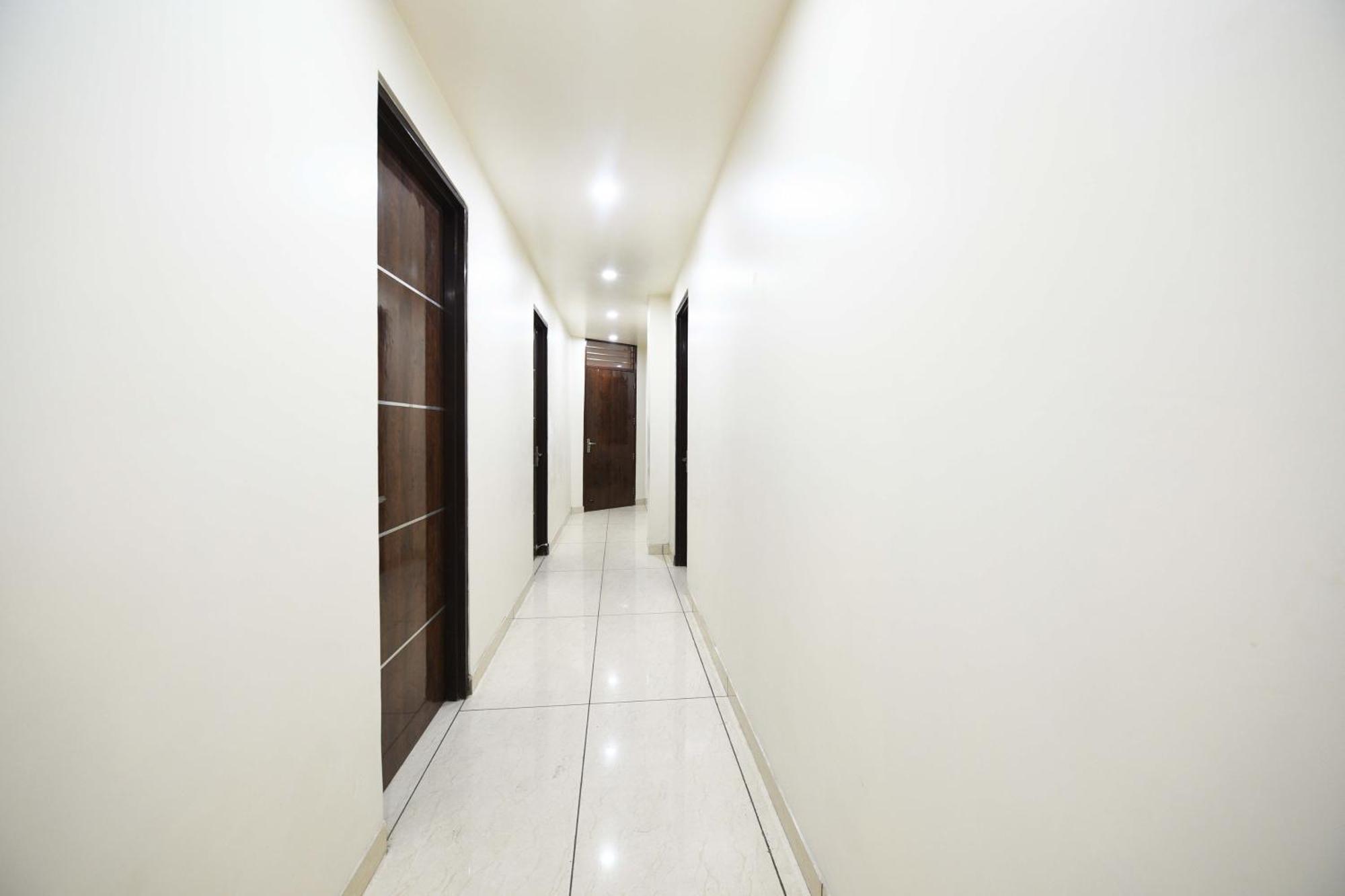 Hotel O Empire State دلهي المظهر الخارجي الصورة